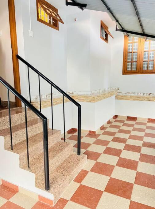 Home At Guruvayur 2 Ac Room,1 Single Bed,Kitchen Екстер'єр фото
